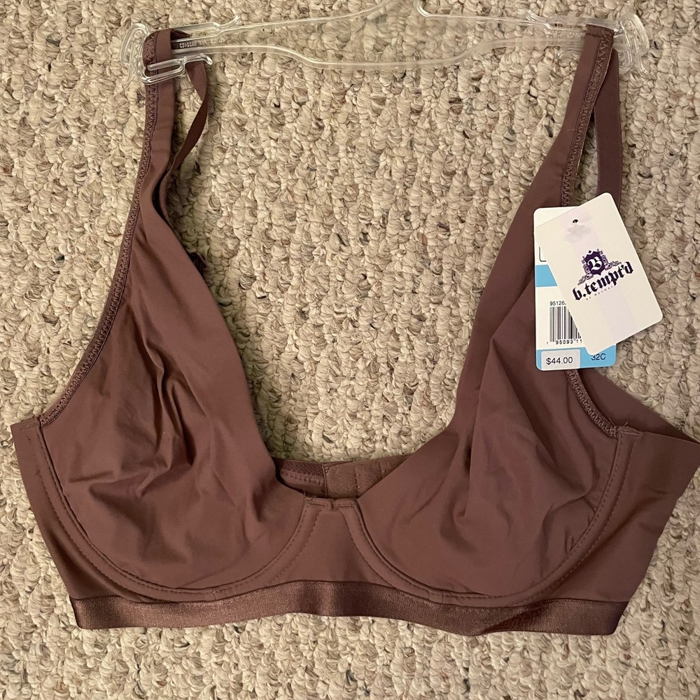 B. Temptd by Wacoal bra